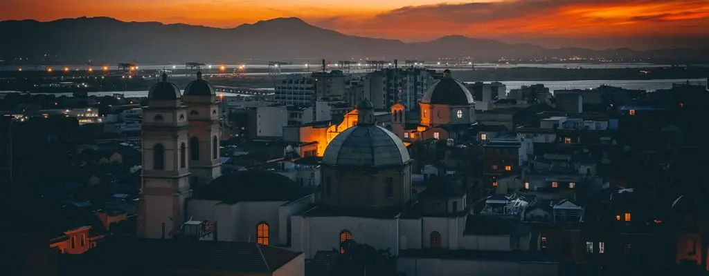 Een iconisch uitzicht op Cagliari (Sardinië)