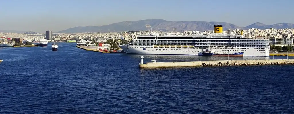 An iconic view of Piraeus