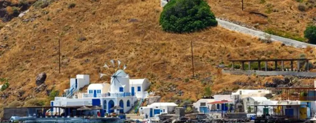 An iconic view of Thirassia